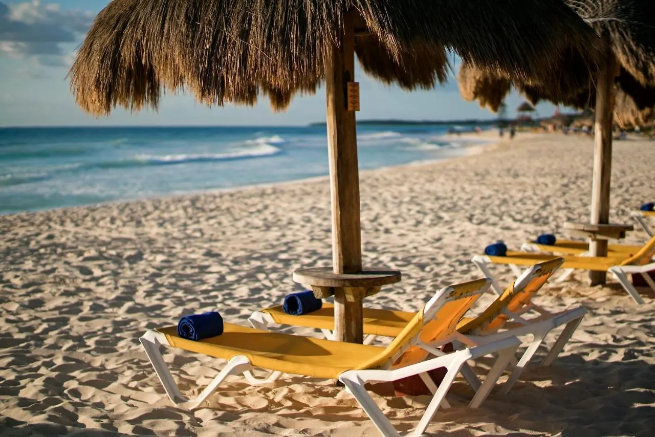 Iberostar Waves Paraiso Beach Puerto Morelos 5*,